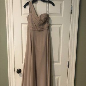 Long chiffon one shoulder gown size 8